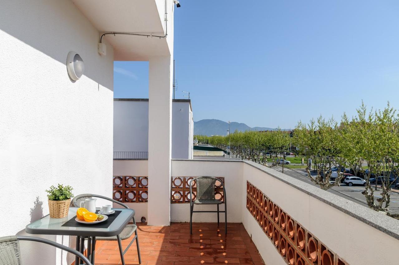 Empuriabrava Apartaments - Nº7 Экстерьер фото